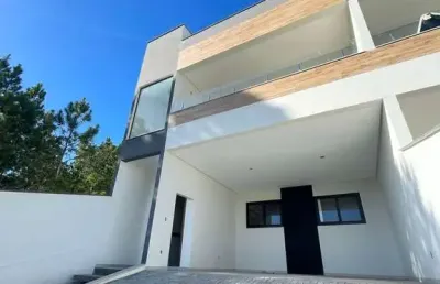 Geminado de auto padrão com área de festa piscina! um ótimo padrão de acabamento