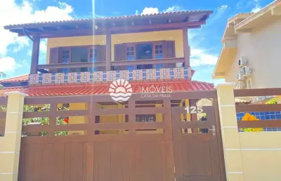 A 130m do mar! casa mobiliada com 4 suítes, spa e lazer.