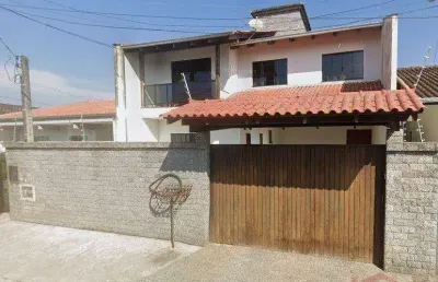 Casa com 2 dormitórios à venda, 180 m² por r$ 850.000,00 - adhemar garcia - joinville/sc