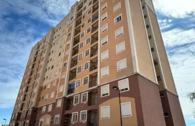 Lindo à venda apartamento de 60m2, 3 quartos sendo 1 suíte. 1 banheiro social e varanda.