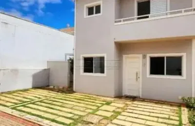 Venda de casa sobrado com 3 quartos em condomínio fechado
