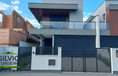 Casa com 3 quartos à venda na arlindo isaac da costa, 165, lagoa da conceição, florianópolis por r$ 2.690.000