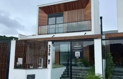 Casa com 3 quartos à venda na doutor antonio moura gonzaga, 3340, rio tavares, florianópolis por r$ 1.650.000
