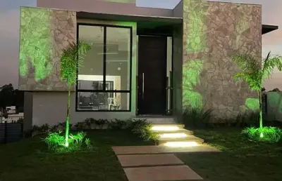 Linda casa de campo a venda com  03 suítes  piscina com borda infinita.