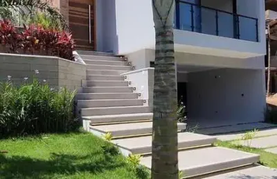 Belíssima casa de campo a venda, frente a área verde aceita financiamento bancário