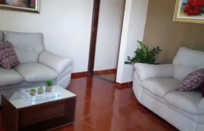 Vendo casa na zona leste de londrina, pronta para morar!!!