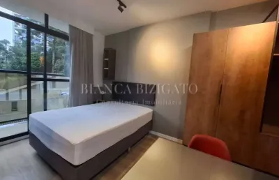Stúdio mobiliado, andar alto, na melhor localização do ecoville!