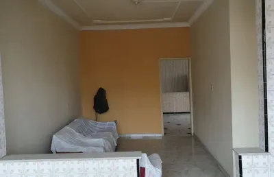 Casa / sobrado no porto novo com 2 quartos e terraço perto do multi market