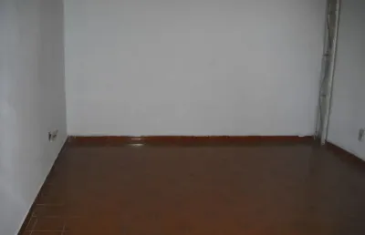 Sala no porto novo perto do condomínio parque maria rita
