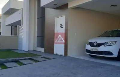 Casa de 360m² com três quartos na pedra branca plahoça
