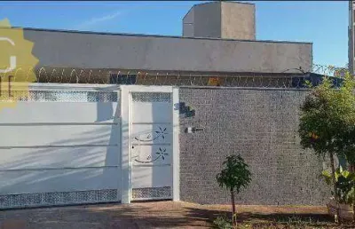 **casa em são josé do rio preto** 02 dormitórios, com espaço para futuras ampliações, por: