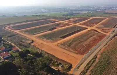 Terreno à venda na estrada municipal, 413, seco, salto por r$ 210.000