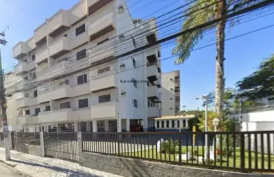 Apartamento à venda no centro de ubatuba com excelente localização