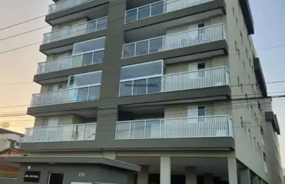 Excelente apartamento a venda no centro de ubatuba-sp em frente ao aeroporto.