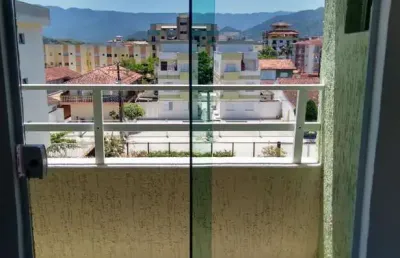 Excelente cobertura com 4 dormitórios sendo 2 suítes no itagua ubatuba.