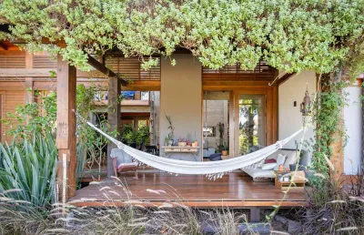 Casa em condomínio fechado com 3 quartos à venda no campeche, florianópolis  por r$ 4.800.000