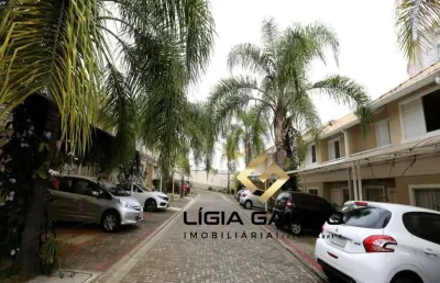 Excelente sobrado 100m² 3 dorms à venda em condomínio fechado!