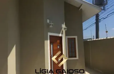 Linda casa térrea 134m² 3 dorms à venda no villa branca!