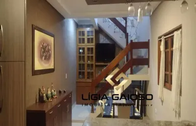 Excelente sobrado 137m² 3 dorms à venda no parque dos ipês!