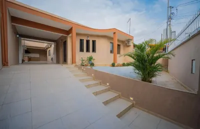 Casa tipo para venda em centro com 4 quartos, sendo 1 suíte, 188m²