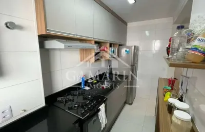 Apartamento de 65m², 3 dormitórios, 1 suíte, marcenaria em todos os cômodos, 2 vaga de garagem .