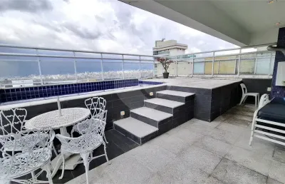 Cobertura de luxo na zona norte | 233m², 4 suítes, piscina privativa e vista incrível!