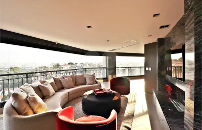Oportunidade única no the point: apartamento 472m² com 3 suítes, 6 vagas, decoração premium e vista para o centro e campo de marte
