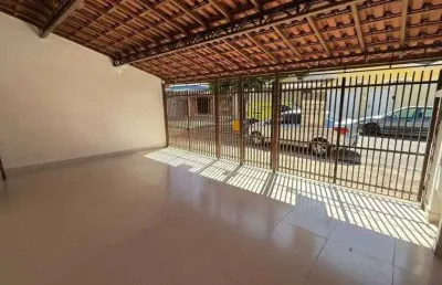 Casa parque industrial / azaléias reformada em ótimo estado