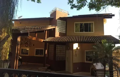 Vendo casa com 4 quartos em são francisco - niteroi