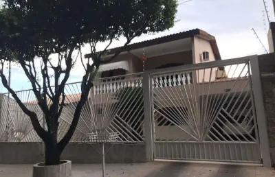 Casa com 3 quartos à venda no Jardim Tropical, Cuiabá 