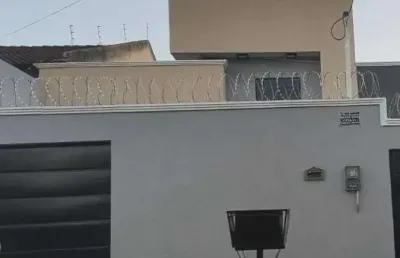 Casa térrea com 3 quartos no setor jardim buriti sereno em ap. de goiânia