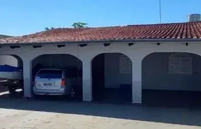 Casa á venda com 240 m² e 4 quartos em jardim américa - goiânia - go