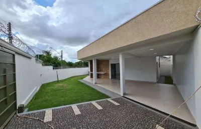 Casa térrea no setor faicalville com 3 quartos sendo 1 suíte