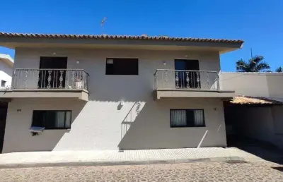 Sobrado de 3 quartos, sendo 1 suíte, no jardim américa
