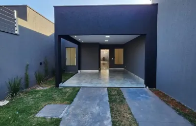 Casa térrea de alto padrão, 130m² de área construída, 3 quartos, sendo 1 suíte em senador canedo