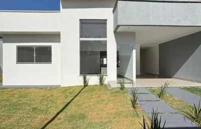 Casa térrea de esquina, 110m², 3 quartos sendo 1 suíte, quintal amplo em aparecida de goiânia