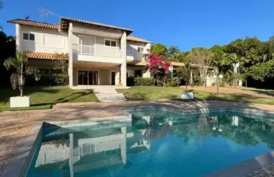 Casa á venda com 330 m2 no condomínio alta vista em senador canedo