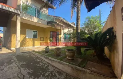 Sobrado a 500 metros da praia com 3 quartos no bairro estância são josé - peruíbe - sp
