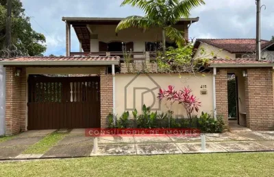 Sobrado com quintal amplo à venda no guaraú - peruíbe - sp