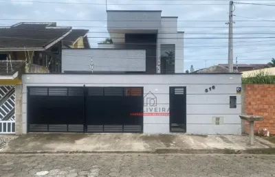 Casa moderna com piscina à venda no centro - peruíbe - sp