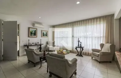 Casa / sobrado em condomínio para aluguel - vargem grande, 4 quartos,  600 m² - rio de janeiro