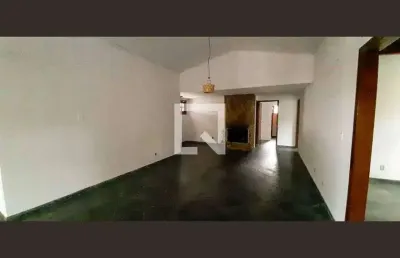 Casa para aluguel - três montanhas, 6 quartos,  300 m² - osasco