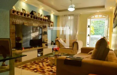 Casa / sobrado em condomínio para aluguel - taquara, 3 quartos,  200 m² - rio de janeiro