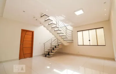 Casa / sobrado em condomínio para aluguel - jardins valência, 3 quartos,  250 m² - goiânia