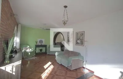 Casa para aluguel - passo d&apos;areia, 3 quartos,  202 m² - porto alegre