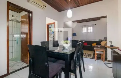 Casa para aluguel - jardim botânico, 1 quarto,  300 m² - porto alegre