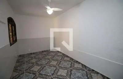 Kitnet / stúdio para aluguel - olaria, 1 quarto,  30 m² - rio de janeiro