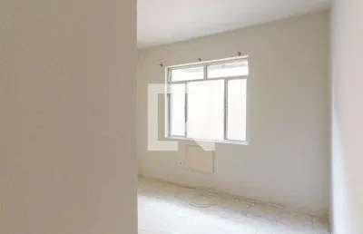 Kitnet / stúdio para alugar na campo de são cristóvão, são cristóvão, rio de janeiro por r$ 950