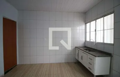 Kitnet / stúdio para aluguel - jardim eucaliptos, 1 quarto,  153 m² - sorocaba