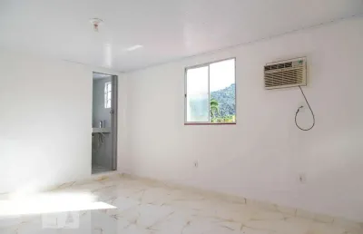 Kitnet / stúdio para aluguel - vargem pequena, 1 quarto,  30 m² - rio de janeiro